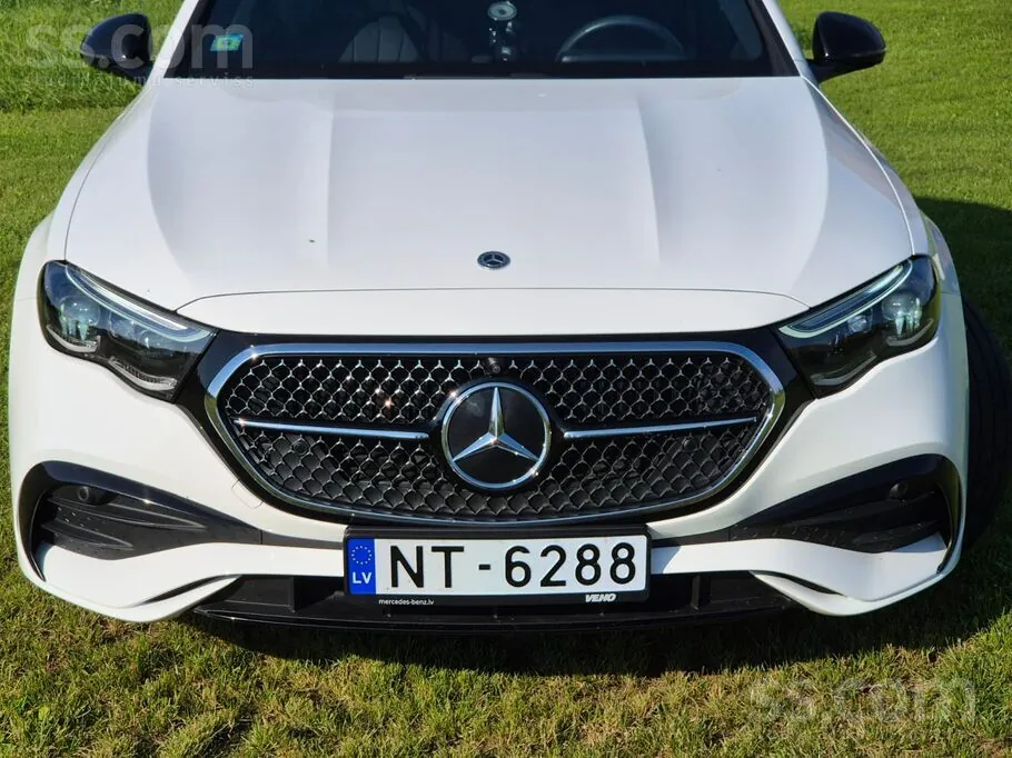 Mercedes-Benz E220 2024 photo 5