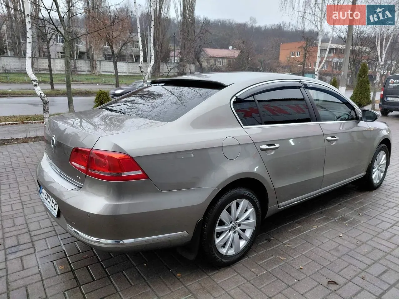 Volkswagen Passat 2013 photo 2