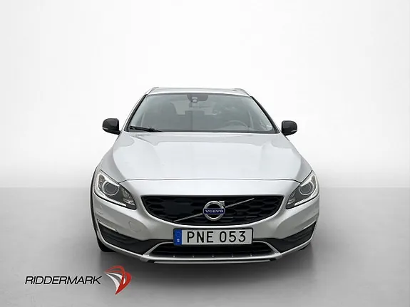 Volvo V60 Cross Country 2016 photo 2
