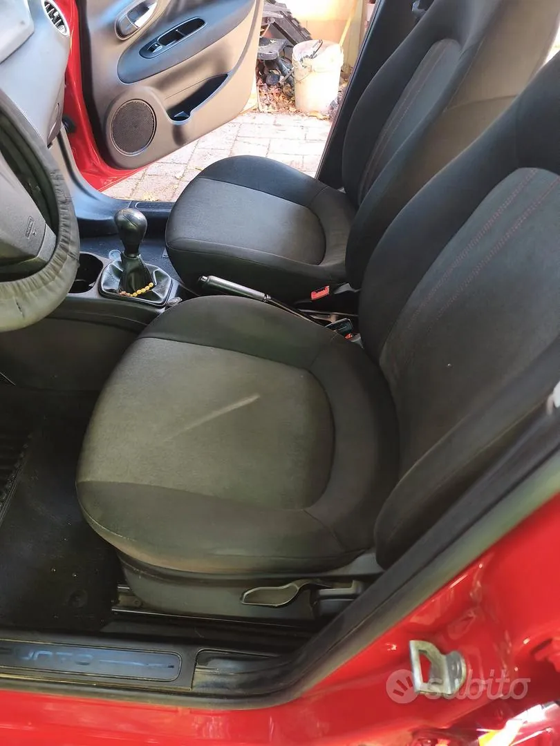 Fiat Punto 2013 photo 5