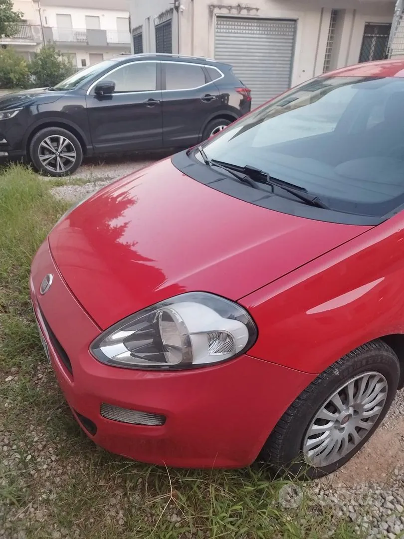 Fiat Punto 2013 photo 2