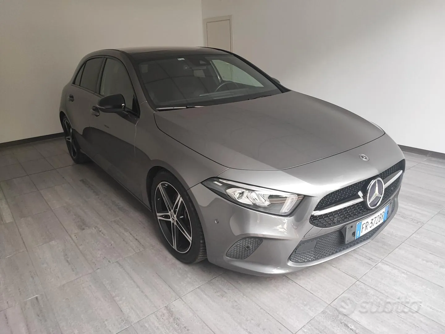 Mercedes-Benz A 180 2018 photo 3