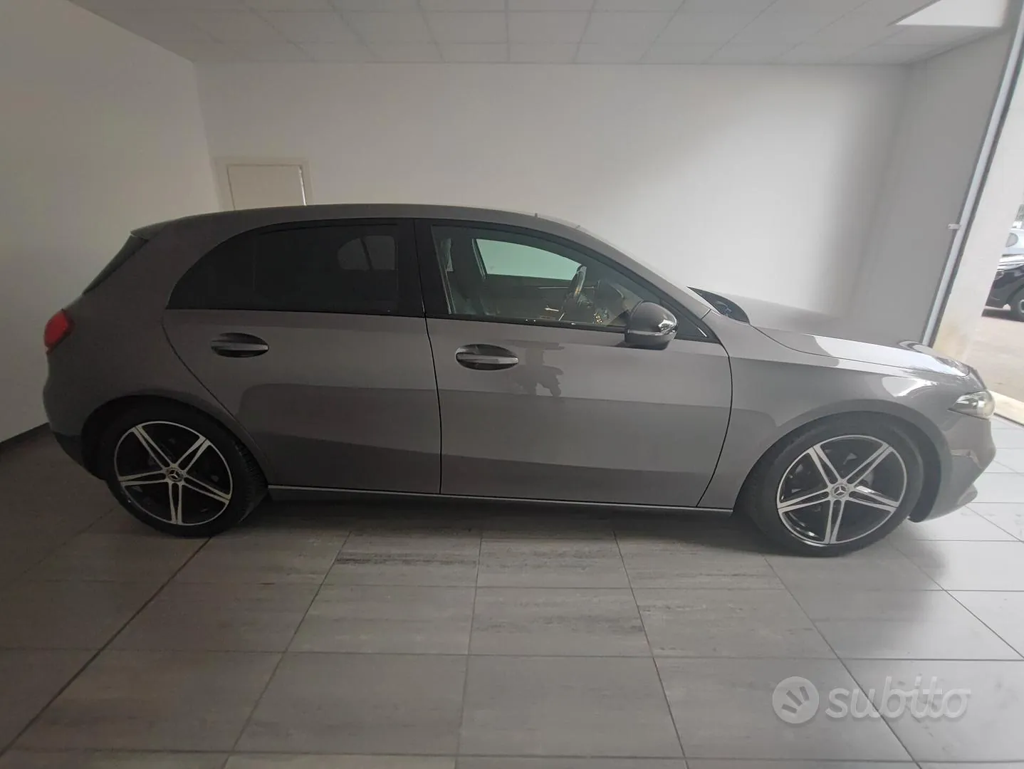Mercedes-Benz A 180 2018 photo 4
