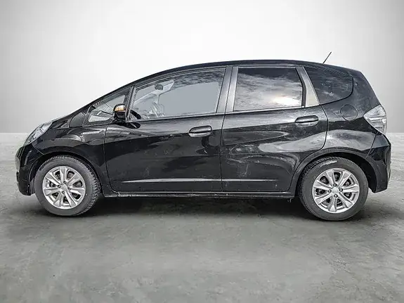 Honda Jazz 2015 photo 2