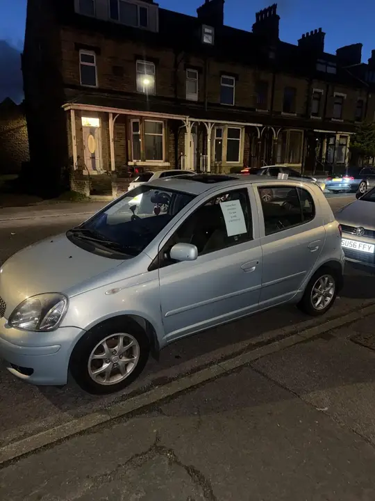 Toyota Yaris 2005 photo 4