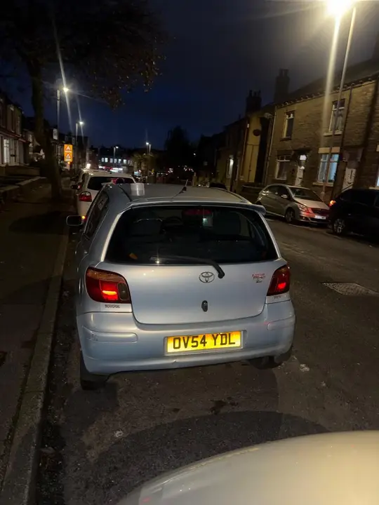 Toyota Yaris 2005 photo 3