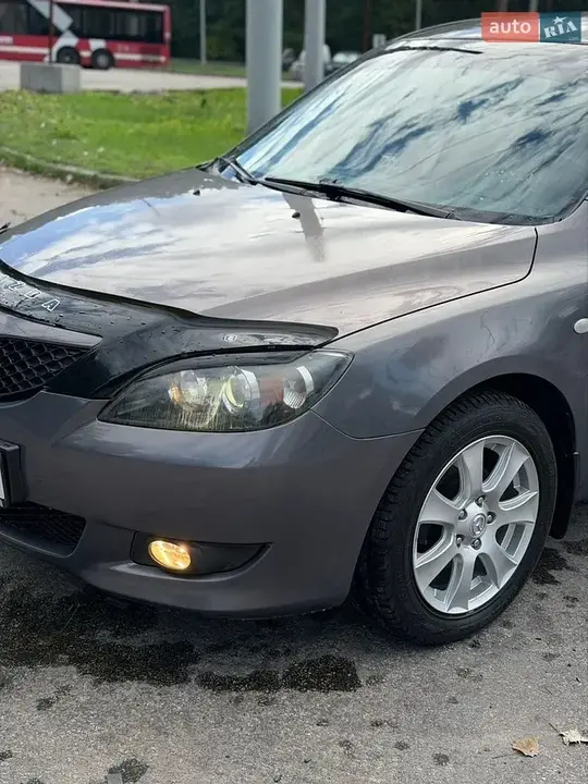 Mazda 3 2006 photo 2
