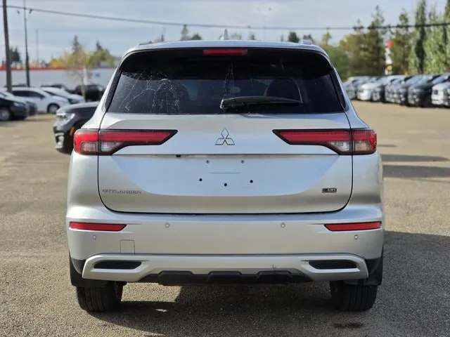 Mitsubishi Outlander 2024 photo 5
