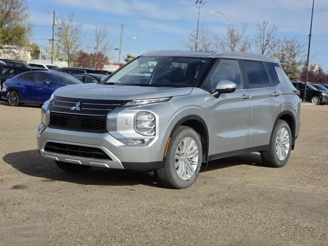 Mitsubishi Outlander 2024 photo 2