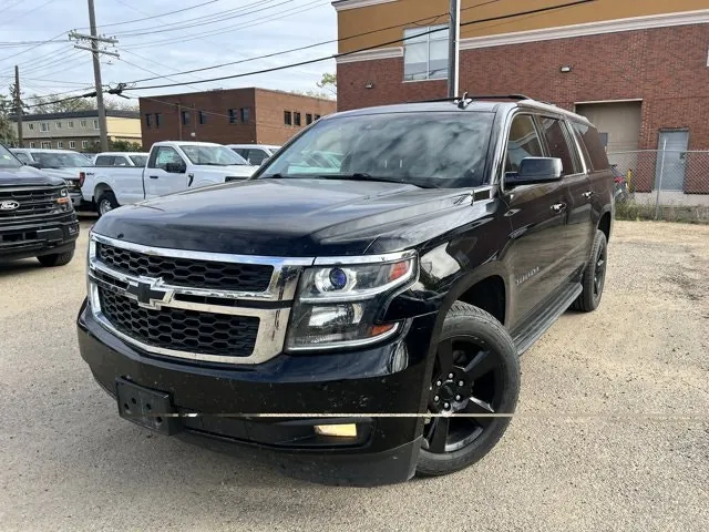 Chevrolet Suburban 2017 photo 2