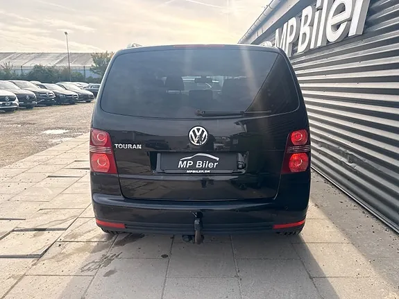Volkswagen Touran 2008 photo 5
