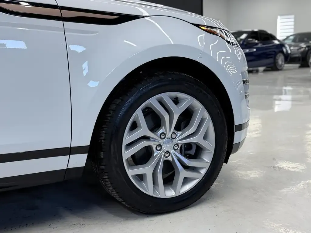 Land Rover Range Rover Evoque 2022 photo 3