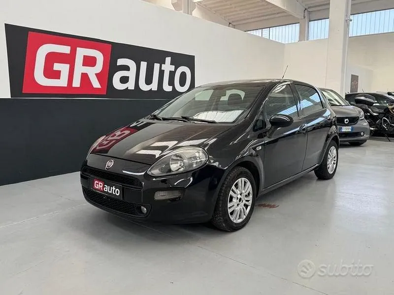 Fiat Punto 2015 photo 2