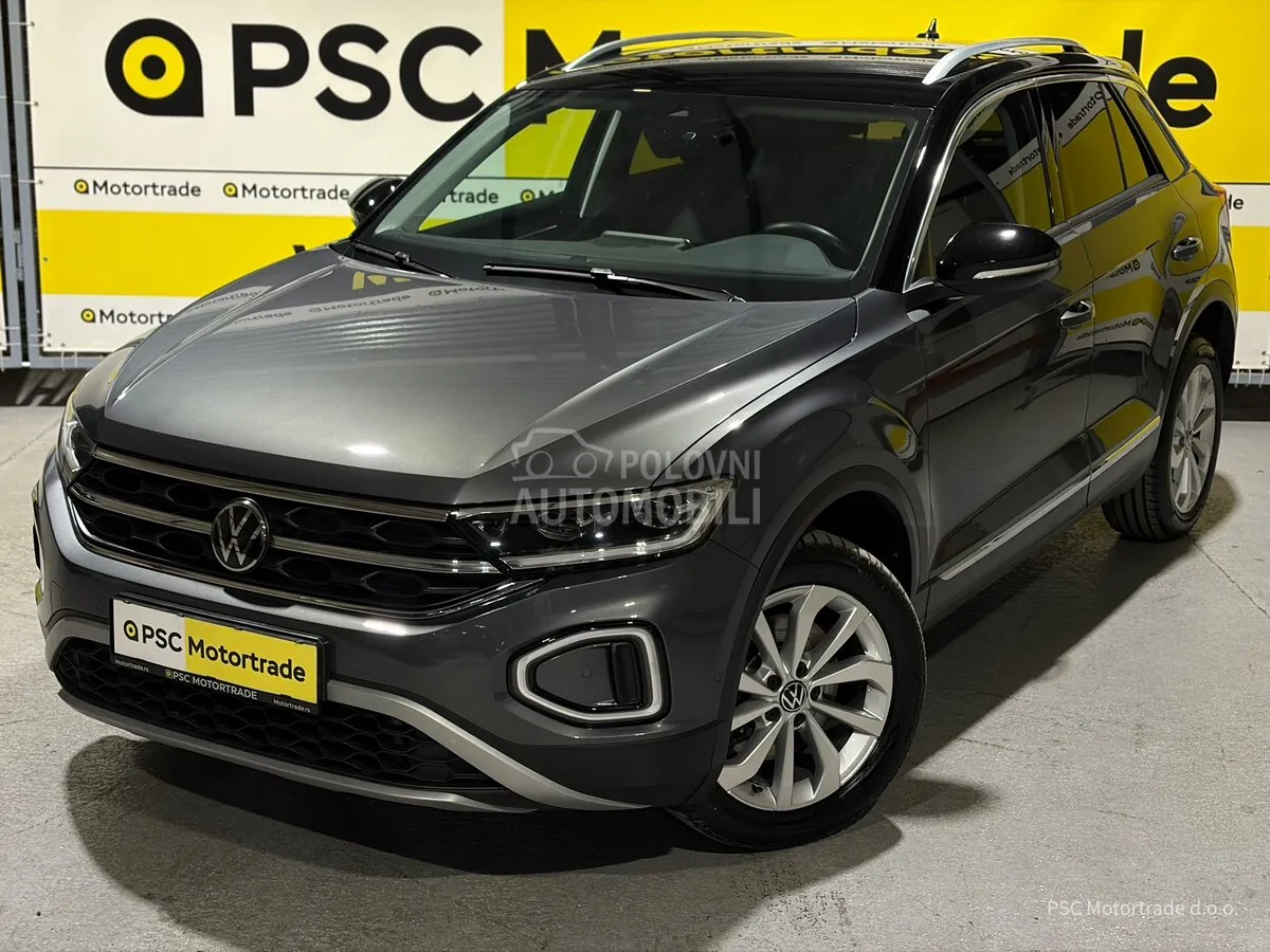 Volkswagen T-Roc 2023 photo 2