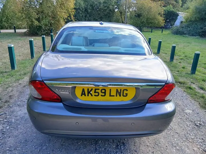 Jaguar X-Type 2009 photo 4