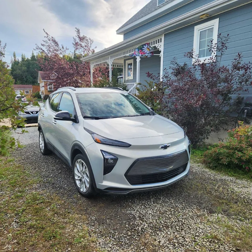 Chevrolet Bolt Euv 2023 photo 2