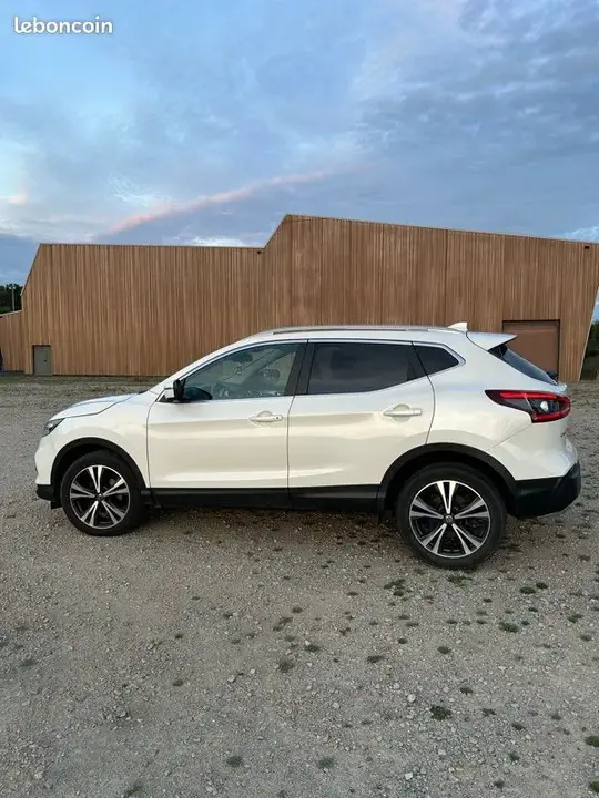 Nissan Qashqai 2018 photo 3