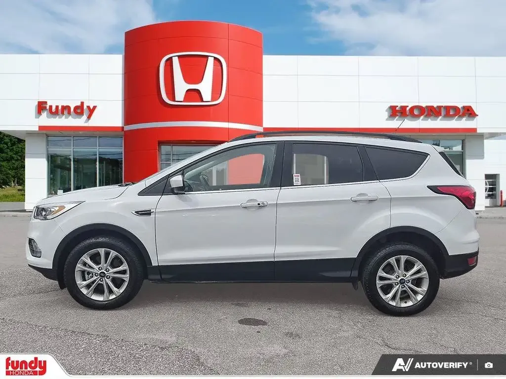Ford Escape 2019 photo 2