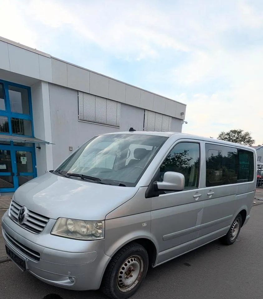 Volkswagen T5
