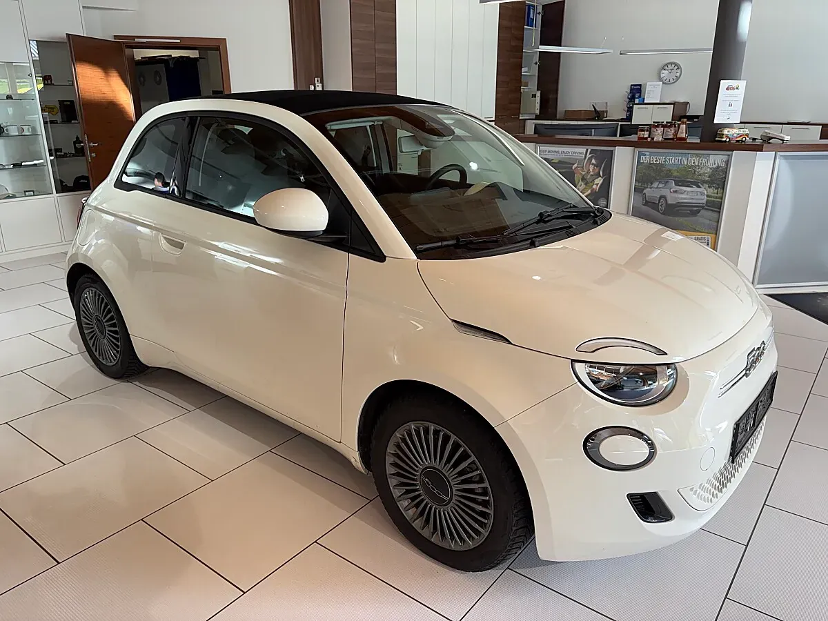 Fiat 500C 2022 photo 3
