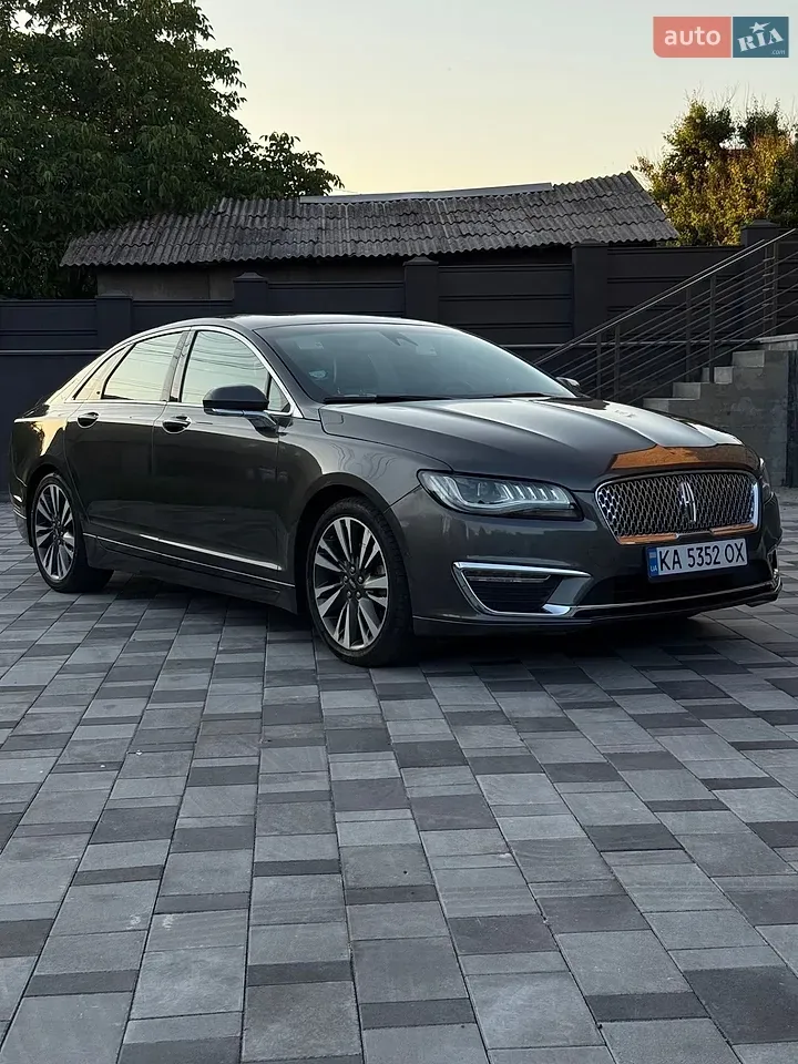 Lincoln Mkz