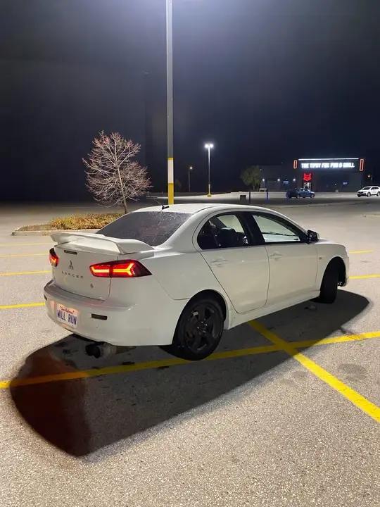 Mitsubishi Lancer 2011 photo 5