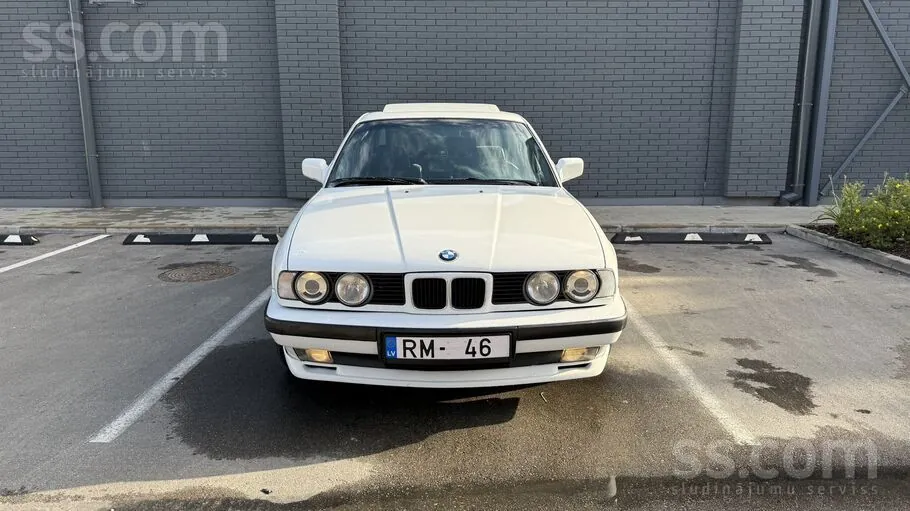 BMW 525I 1990 photo 2