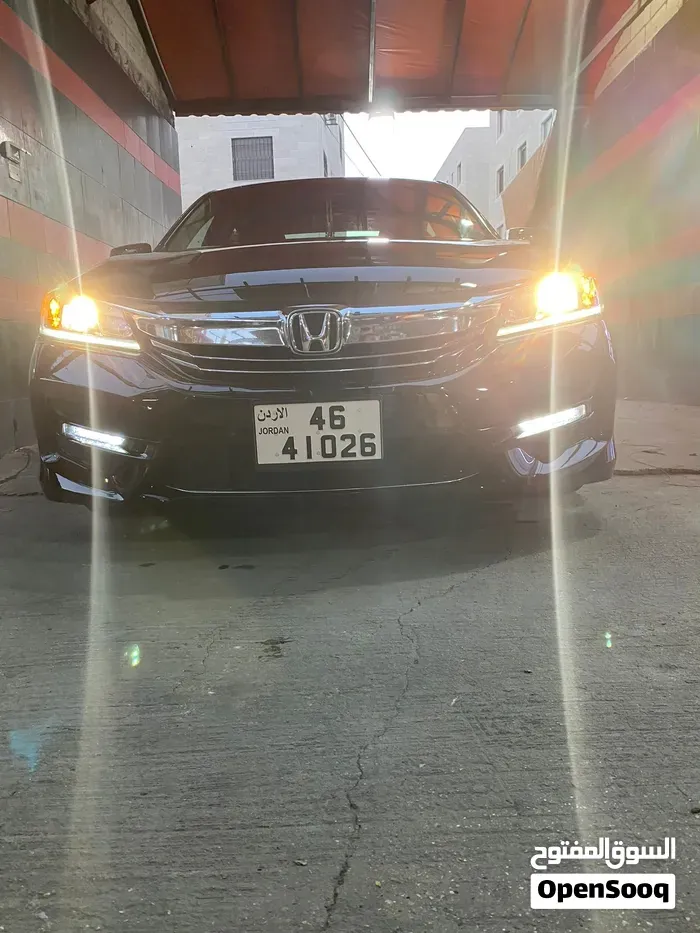 Honda Accord 2017 photo 2