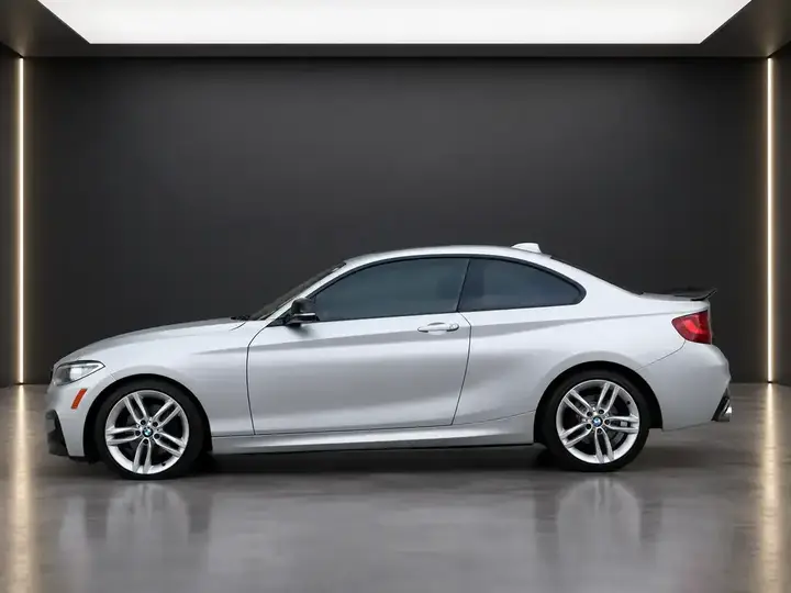 BMW 2 Series 2017 photo 2