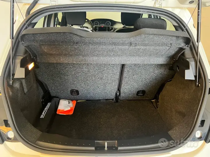 Lancia Ypsilon 2017 photo 5