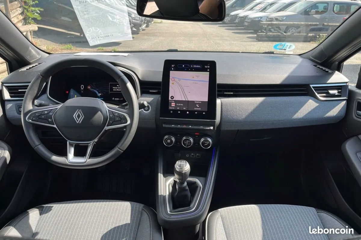 Renault Clio 2025 photo 3