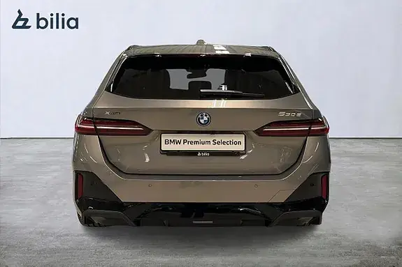 BMW 530E 2026 photo 4