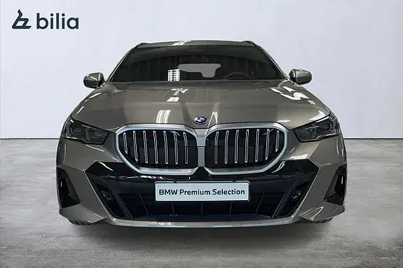 BMW 530E 2026 photo 5