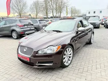 Jaguar Xf 2011 photo 3