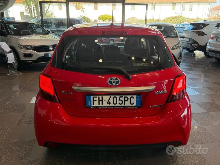 Toyota Yaris 2017 photo 5