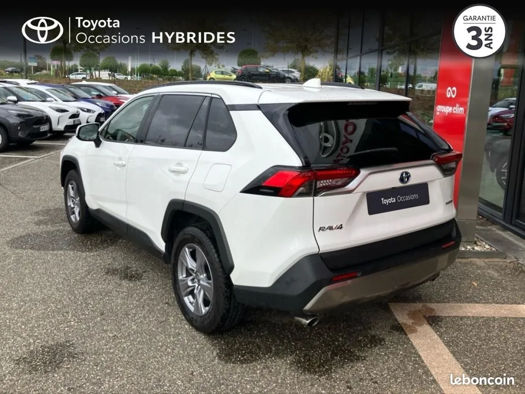 Toyota Rav4 2024 photo 2