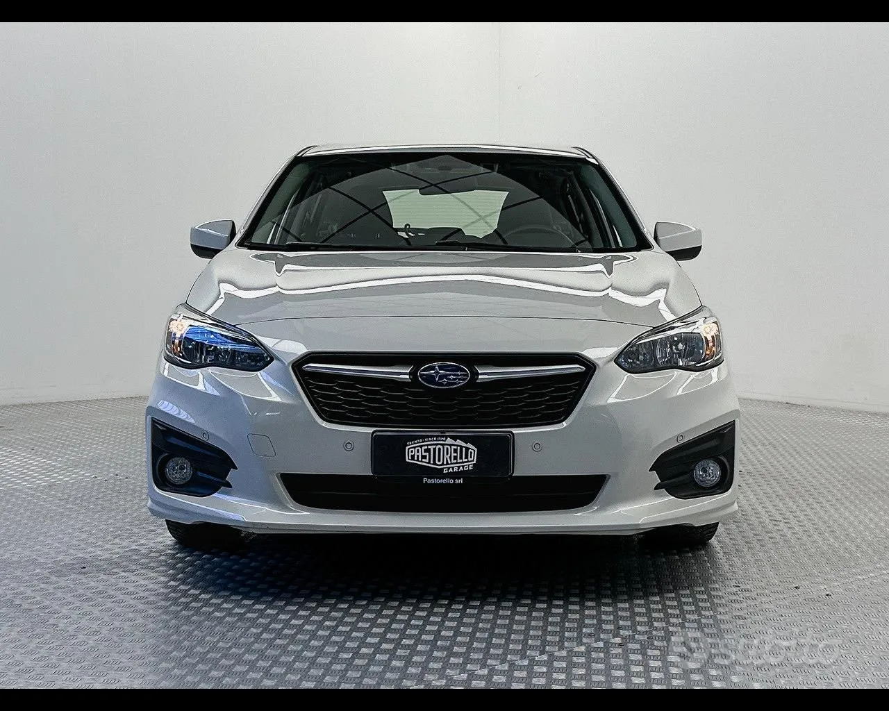Subaru Impreza 2019 photo 2