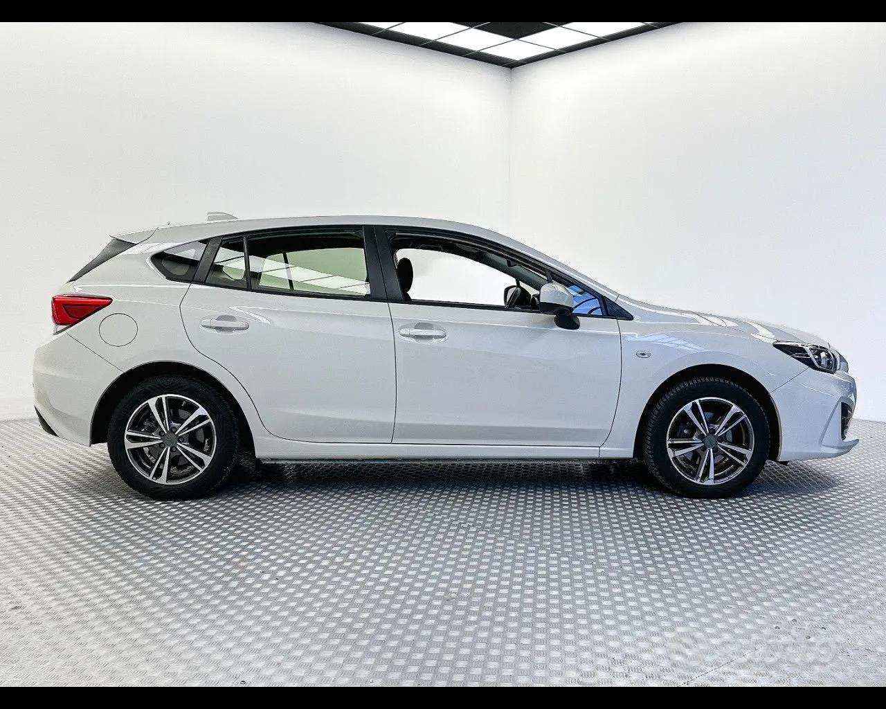 Subaru Impreza 2019 photo 3