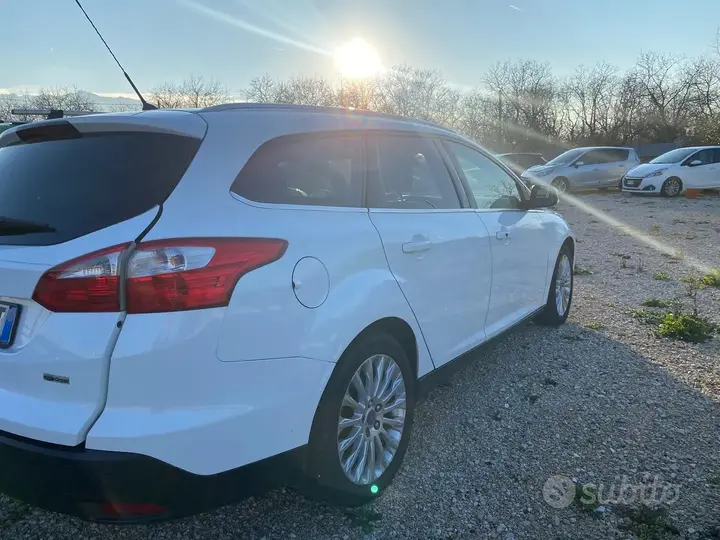 Ford Focus 2013 photo 5