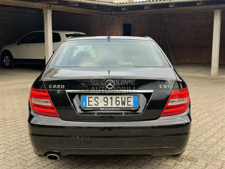 Mercedes-Benz C 220 2013 photo 5