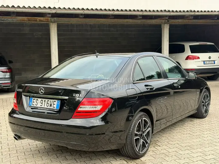 Mercedes-Benz C 220 2013 photo 4