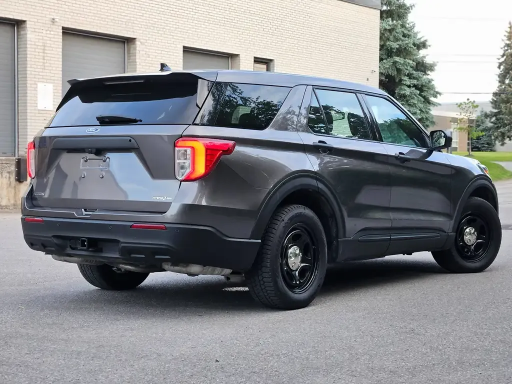 Ford Police Interceptor Utility 2022 photo 5