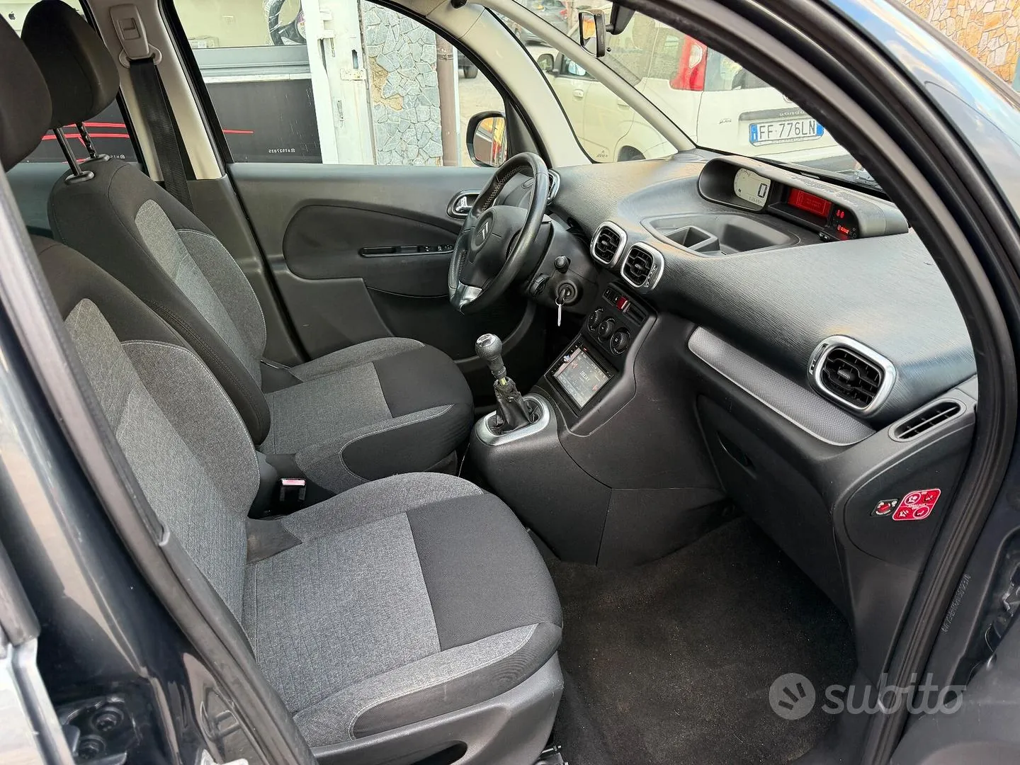 Citroen C3 Picasso 2017 photo 5
