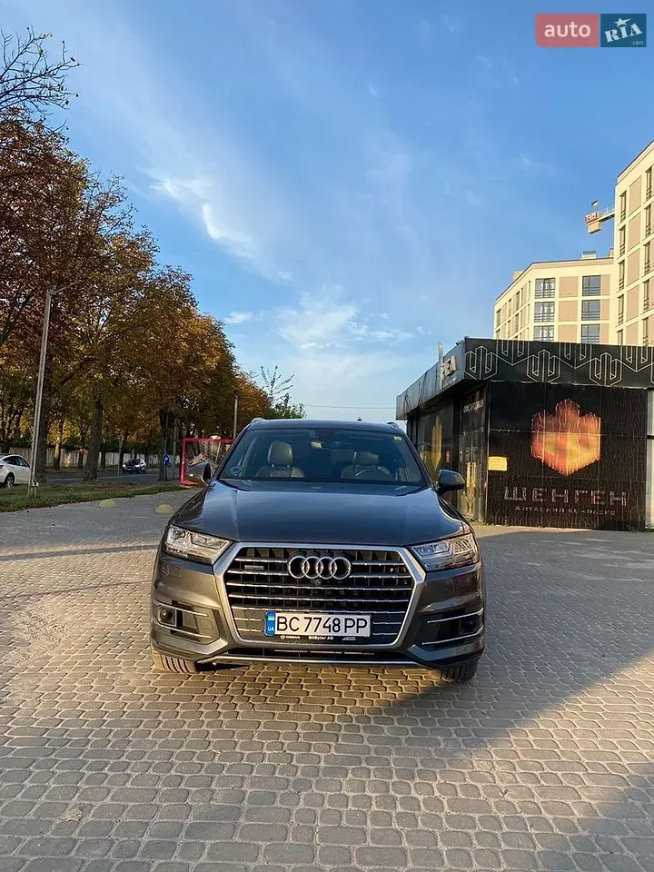 Audi Q7 2017 photo 4