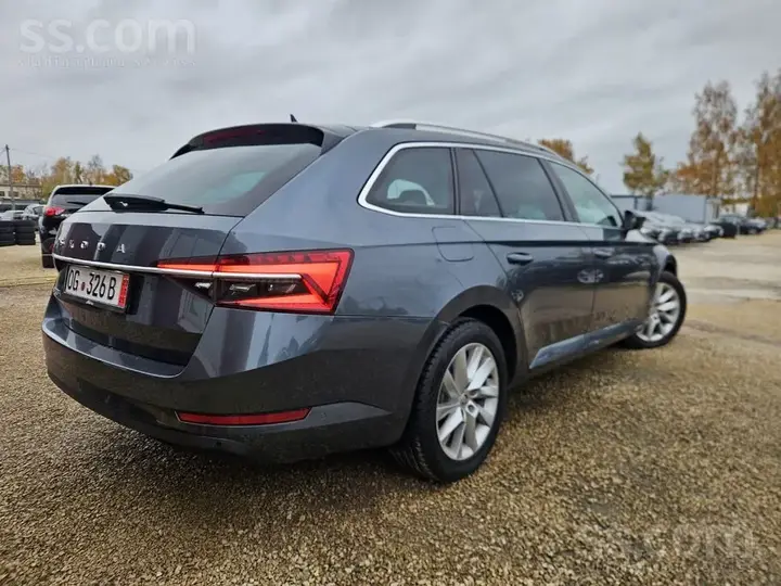 Skoda Superb 2021 photo 5