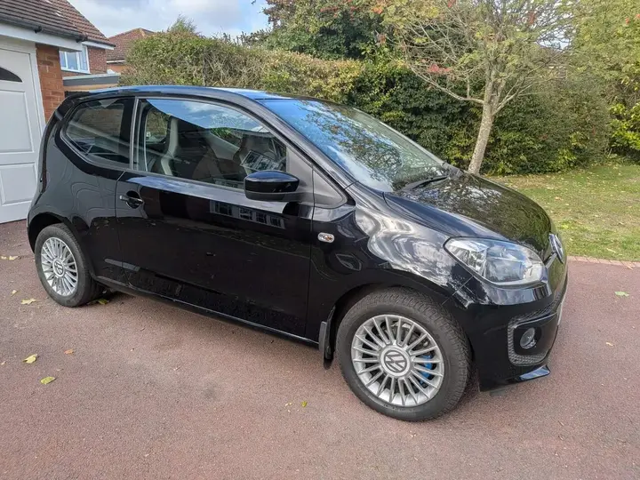 Volkswagen Polo 2014 photo 2