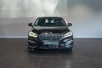 BMW 1 Series 2019 photo 2