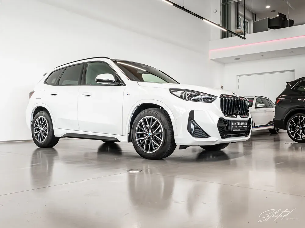 BMW X1 2022 photo 3