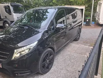 Mercedes-Benz V250
