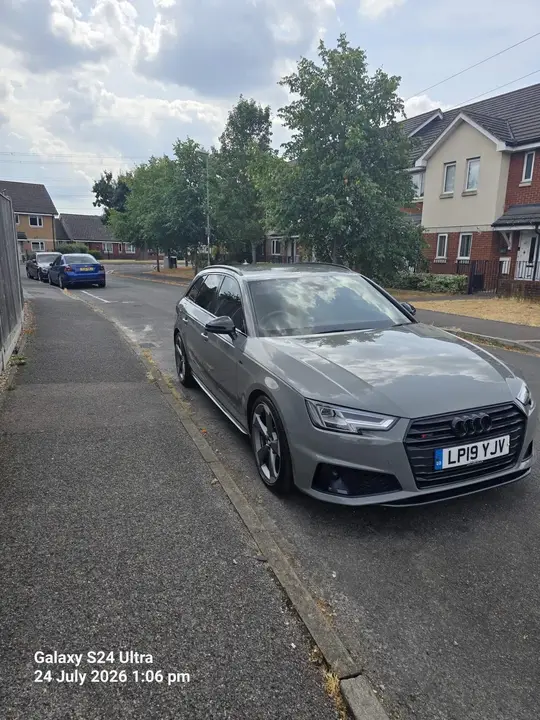 Audi A4 Avant 2019 photo 4